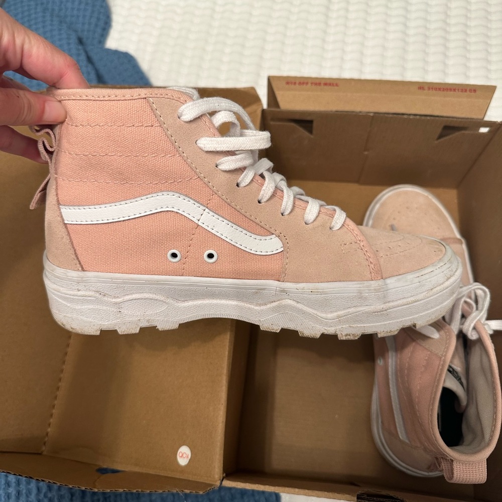 Sentry Sk8-Hi